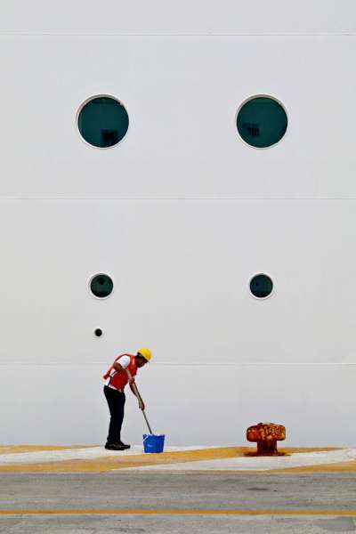 Aleksandar Tomulic (Croatia) – Worker