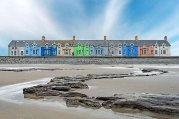 Colin Price (Wales) – coastal coloured hou…