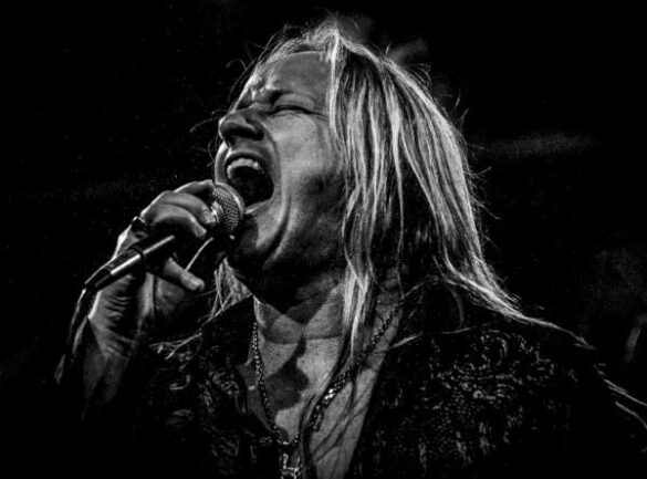 Holger Schmidtke (Germany) – sing the song 666