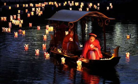 IAAP Silver E-Certificate – Gottfried Catania (Malta) – Floating Lanterns Im…