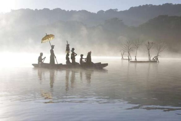 János Eifert (Hungary) – Dawn ceremony Bali