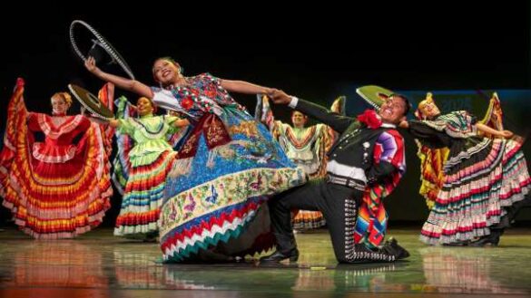 Mariola Siwińska (Poland) – Folk dance