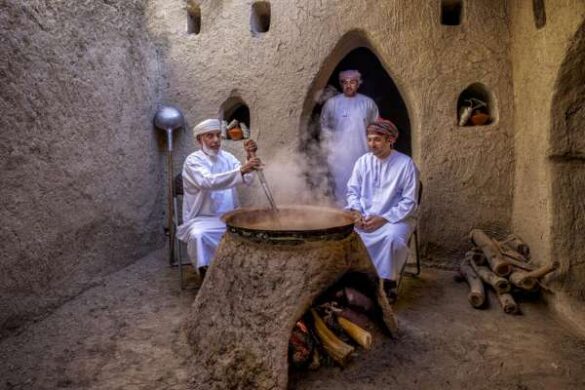 Mohammed Muhtasib (Saudi Arabia) – Omani Traditional Sw…