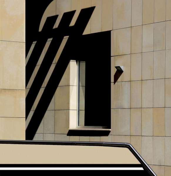 SALON Silver E-Certificate – Tevfik Ileri (Cyprus) – Lines and Shadows