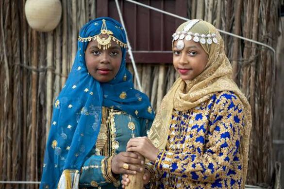 Suresh Meenakshisundaram (Oman) – Tradition Blossoms