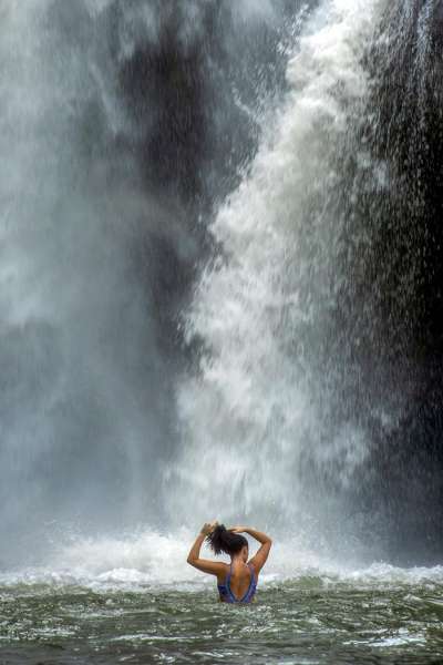 Suresh Meenakshisundaram (Oman) – Waterfall Reverie