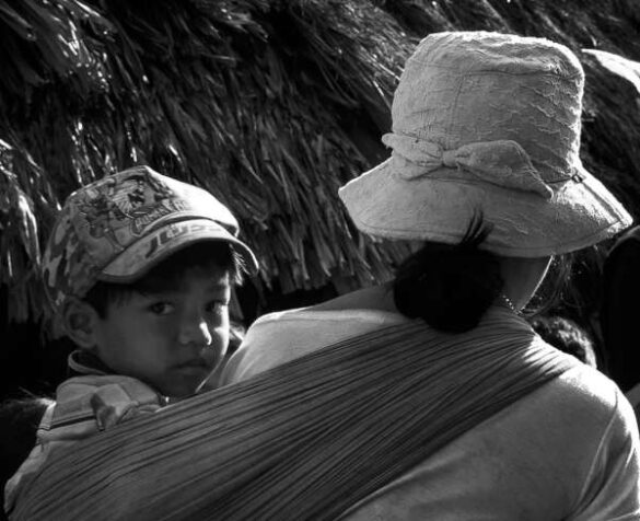 Thoi Van Tu (VietNam) – Beside my mom